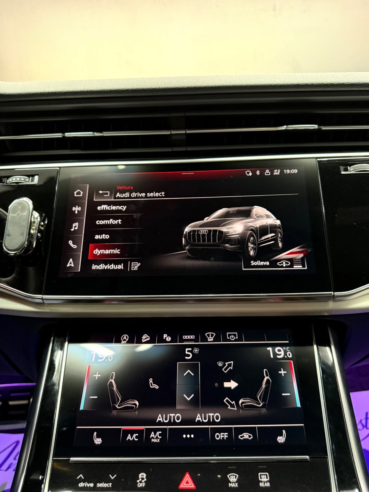 Audi Q8 Q8 50 TDI 286 CV quattro tiptronic Sport (14)