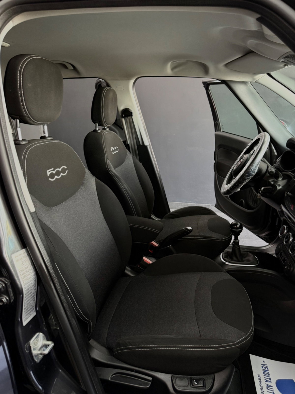 Fiat 500L 1.6 Multijet 120 CV Lounge (13)
