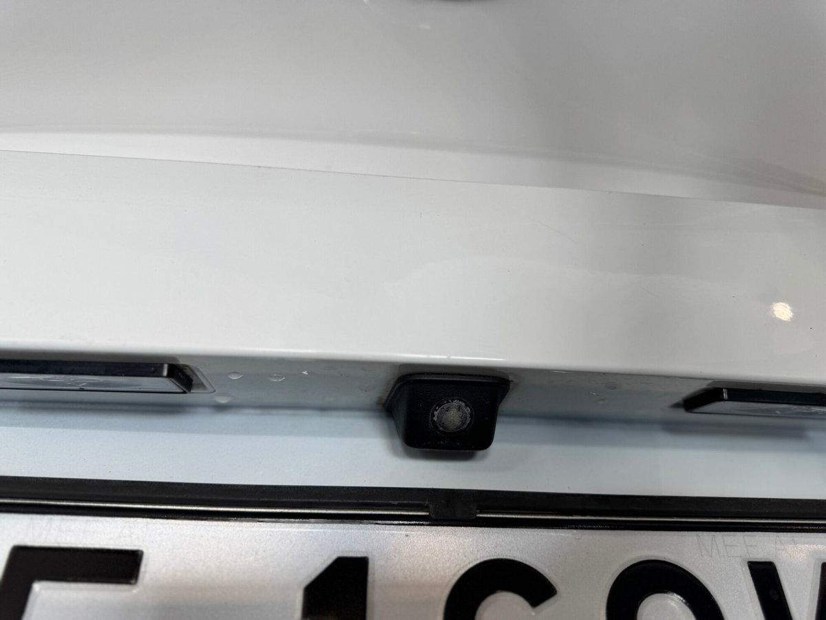 Opel Corsa 1.2 100 CV GS Line (4)