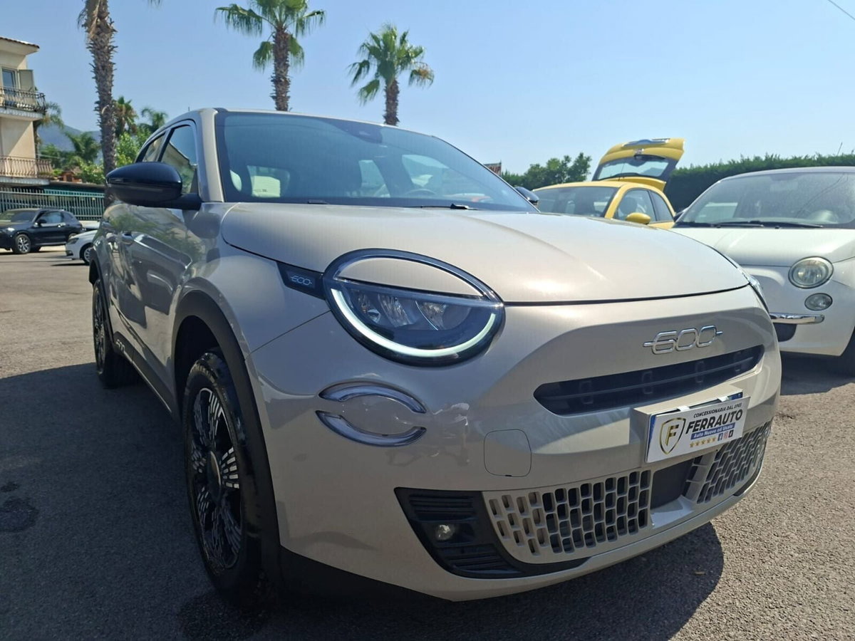 Fiat 600 1.2 hybrid 145cv auto (15)
