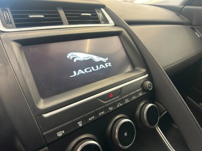 Jaguar E-Pace 2.0D 150 CV AWD aut. R-Dynamic (18)