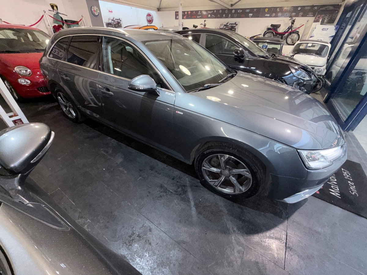Audi A4 2.0 TDI 150 CV ultra Sport (10)