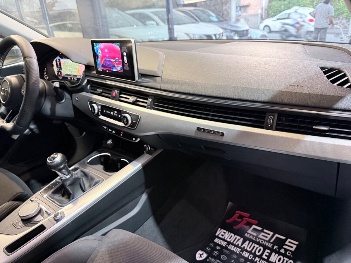 Audi A4 2.0 TDI 150 CV ultra Sport (14)