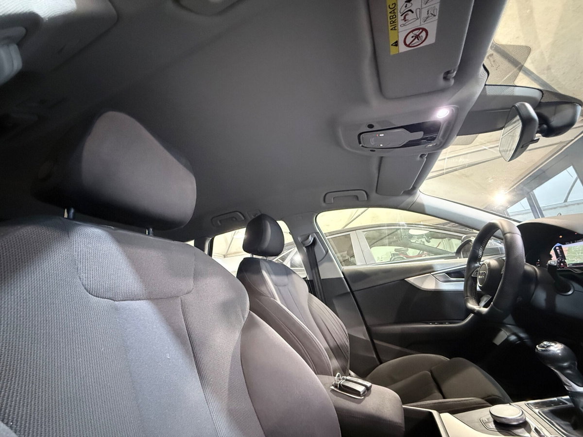 Audi A4 2.0 TDI 150 CV ultra Sport (18)