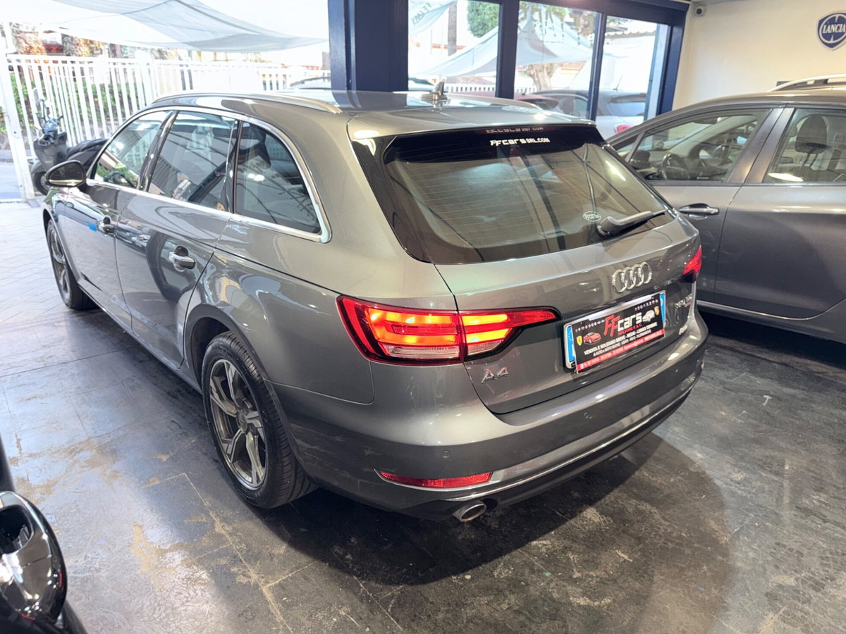 Audi A4 2.0 TDI 150 CV ultra Sport (5)