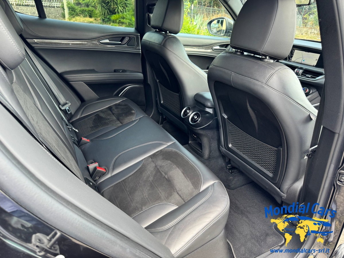 Alfa Romeo Stelvio Stelvio 2.2 Turbodiesel 210 CV AT8 Q4 Veloce Tì (13)