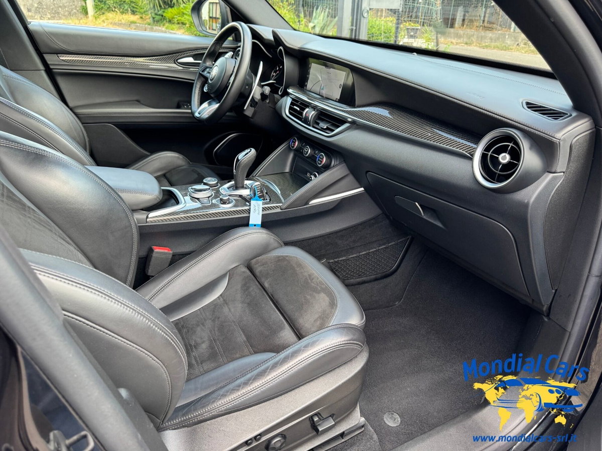 Alfa Romeo Stelvio Stelvio 2.2 Turbodiesel 210 CV AT8 Q4 Veloce Tì (14)