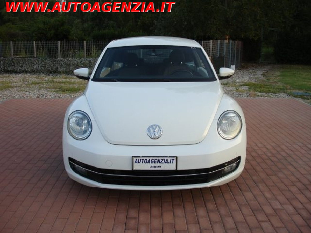 Volkswagen Maggiolino 1.6 TDI Design (6)