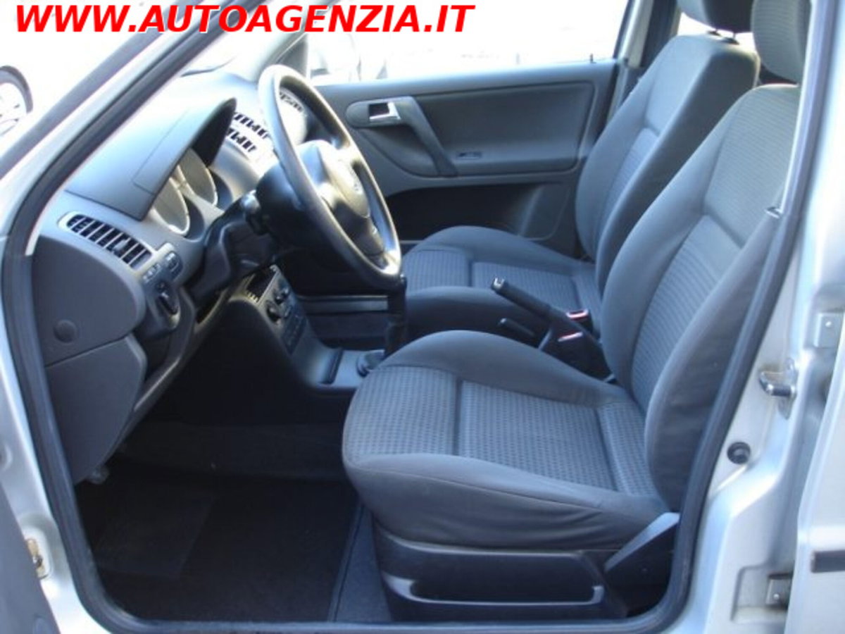 Volkswagen Polo 1.4 16V cat 5p. Comfortline (8)