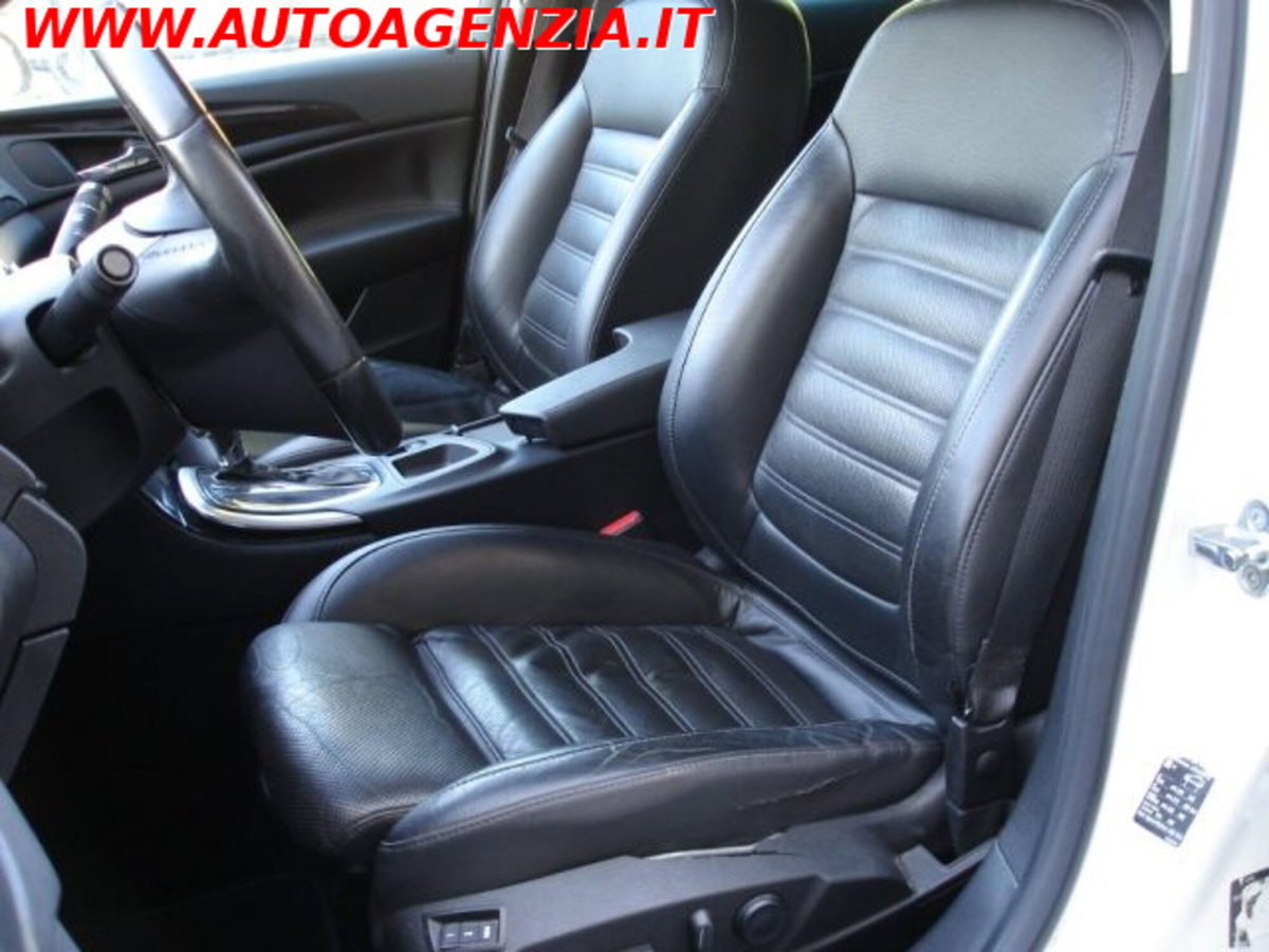 Opel Insignia Station Wagon CDTI 160CV Sports Cosmo (9)