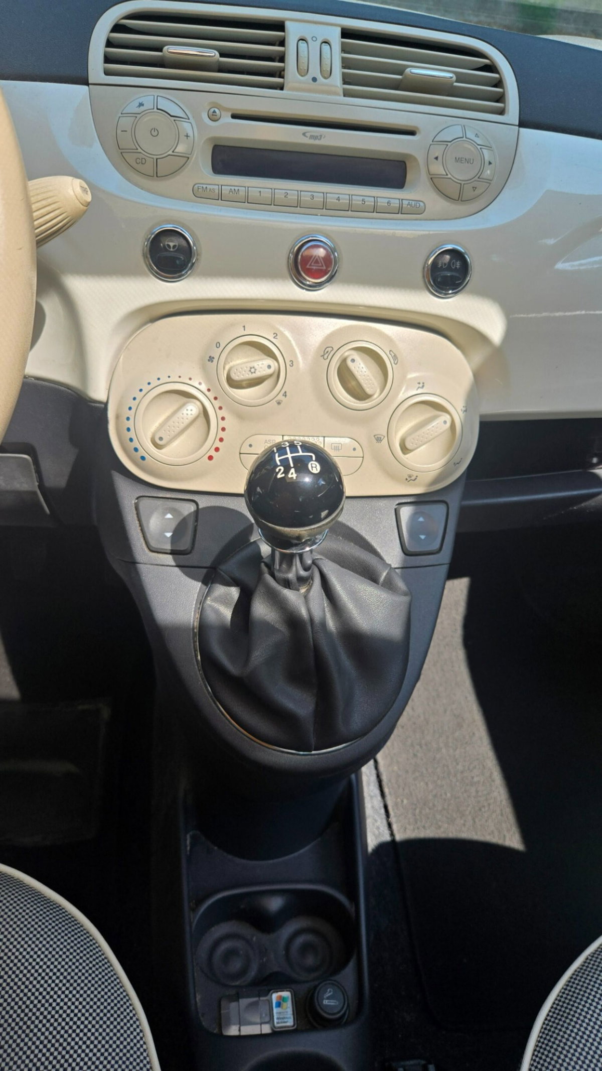 Fiat 500 1.2 Lounge (10)