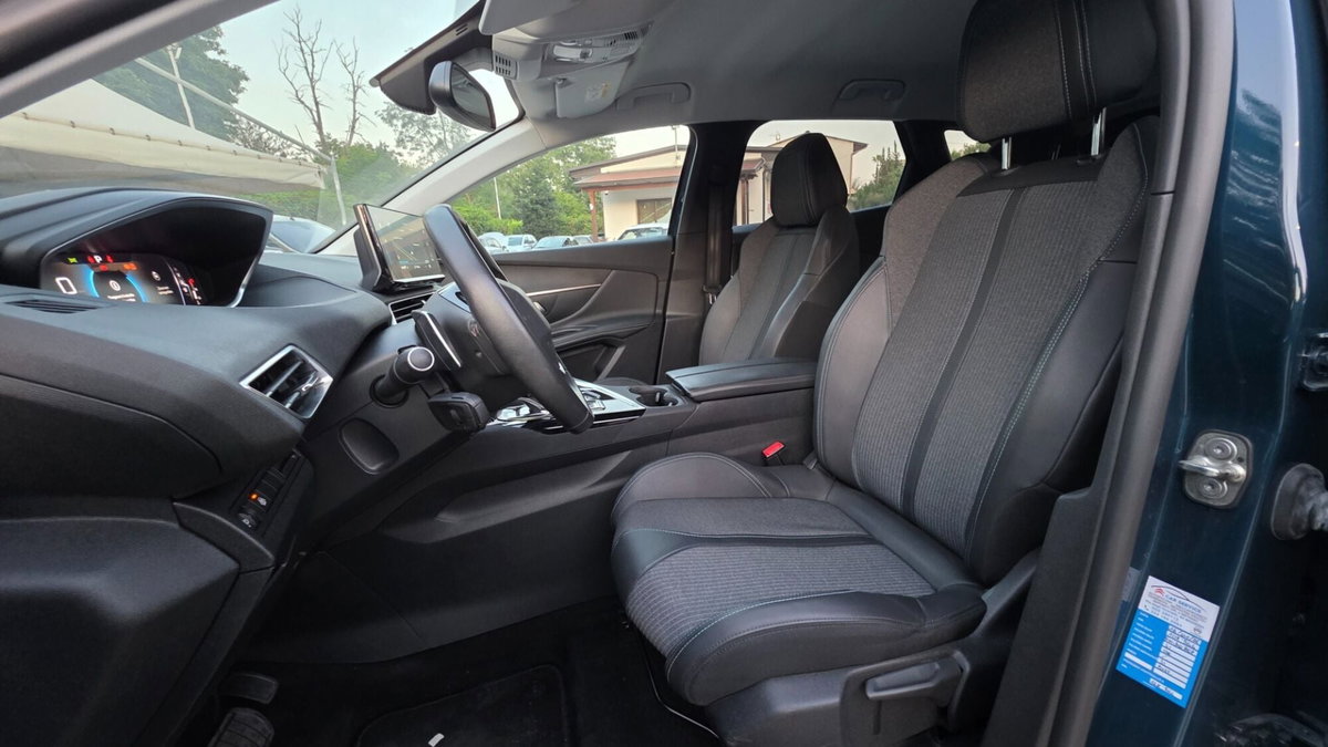 Peugeot 3008 BlueHDi 130 S&S EAT8 Allure Pack (10)
