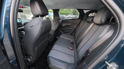 Peugeot 3008 BlueHDi 130 S&S EAT8 Allure Pack (11)