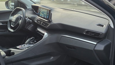 Peugeot 3008 BlueHDi 130 S&S EAT8 Allure Pack (12)