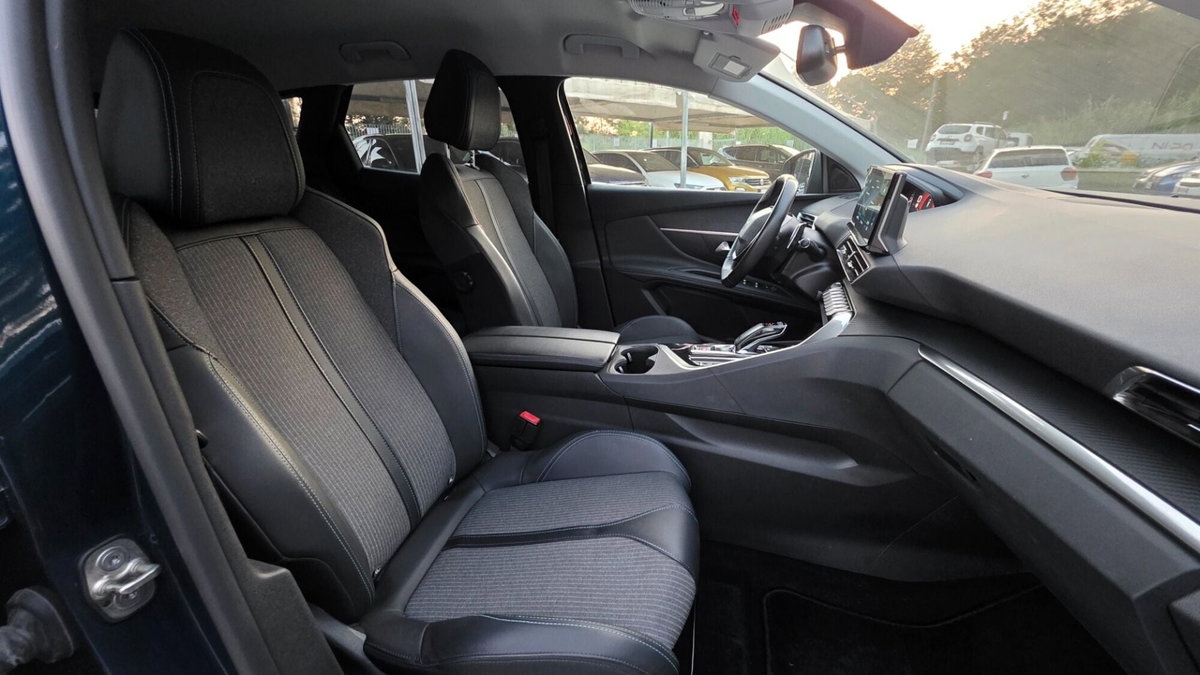 Peugeot 3008 BlueHDi 130 S&S EAT8 Allure Pack (13)