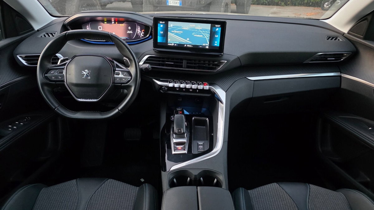 Peugeot 3008 BlueHDi 130 S&S EAT8 Allure Pack (14)