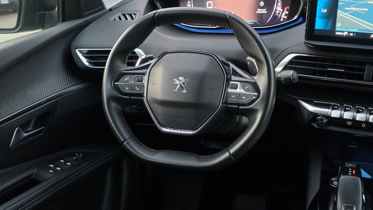 Peugeot 3008 BlueHDi 130 S&S EAT8 Allure Pack (15)