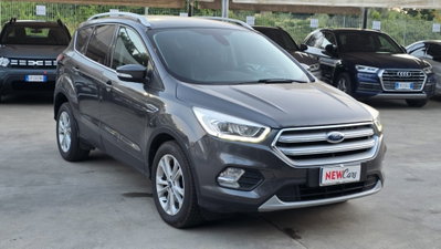 Ford Kuga 1.5 TDCI 120 CV S&S 2WD Powershift Edition usata