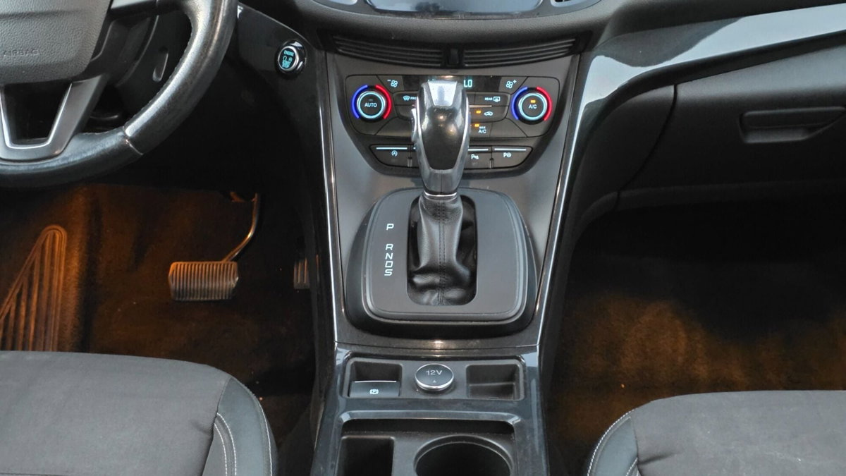 Ford Kuga 1.5 TDCI 120 CV S&S 2WD Powershift Edition (16)
