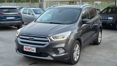 Ford Kuga 1.5 TDCI 120 CV S&S 2WD Powershift Edition (3)