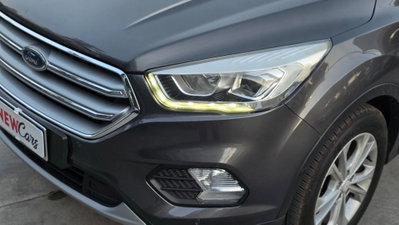 Ford Kuga 1.5 TDCI 120 CV S&S 2WD Powershift Edition (4)