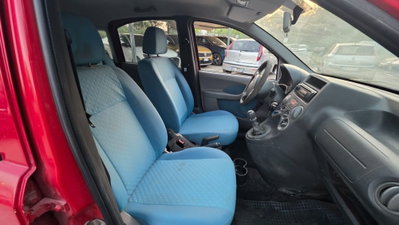 Fiat Panda 1.3 MJT 16V 4x4 (10)