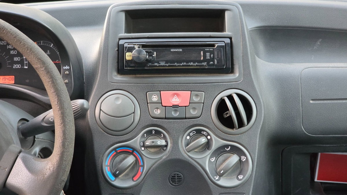 Fiat Panda 1.3 MJT 16V 4x4 (12)