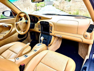 Porsche 911 Coupé Carrera 4S cat (10)