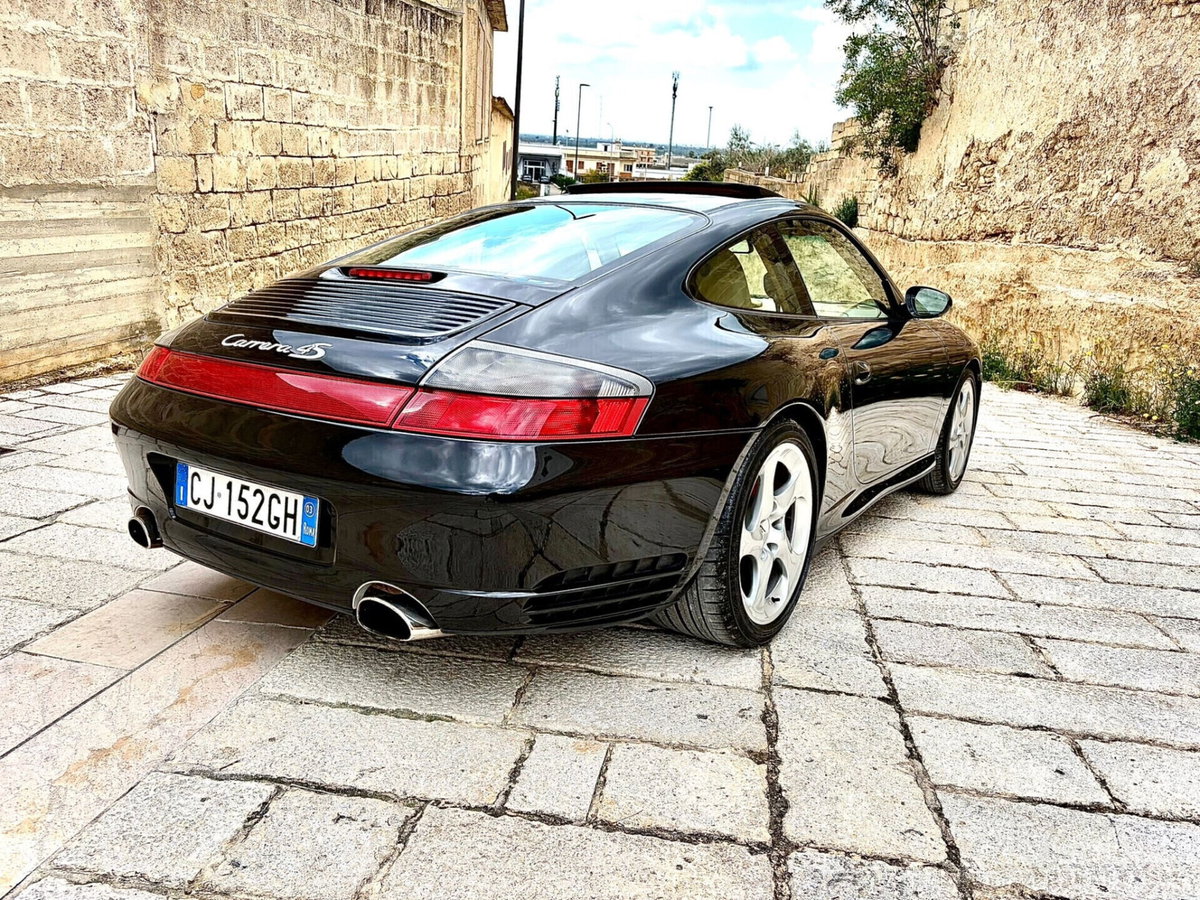 Porsche 911 Coupé Carrera 4S cat (5)