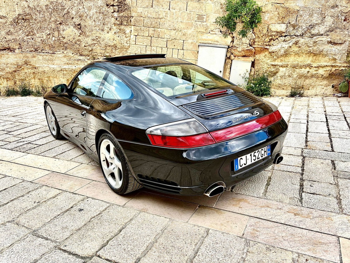 Porsche 911 Coupé Carrera 4S cat (9)