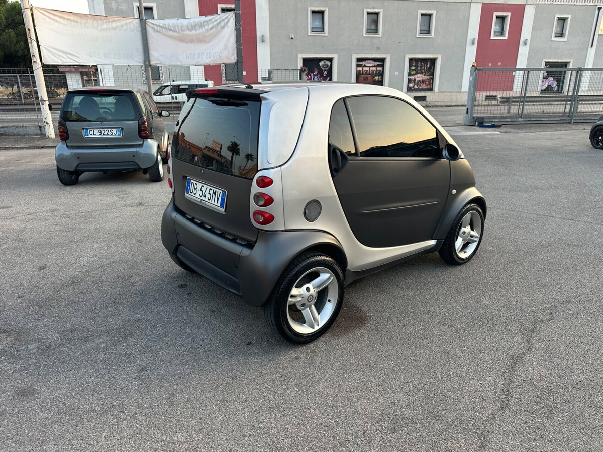 smart Fortwo 700 coupé pure (37 kW) (3)