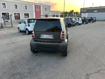 smart Fortwo 700 coupé pure (37 kW) (4)
