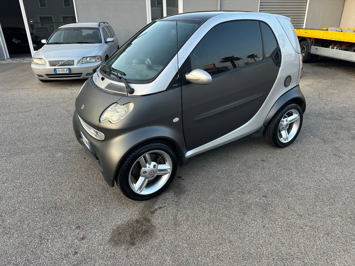 smart Fortwo 700 coupé pure (37 kW) (9)