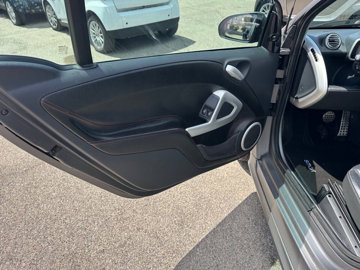 smart Fortwo Cabrio 1000 72 kW cabrio BRABUS Xclusive (12)