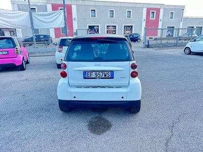 smart Fortwo 1000 52 kW MHD coupé pulse (5)