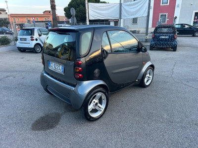 smart Fortwo 800 coupé pure cdi (4)