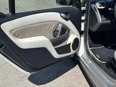 smart Fortwo 1000 52 kW MHD coupé pulse (12)