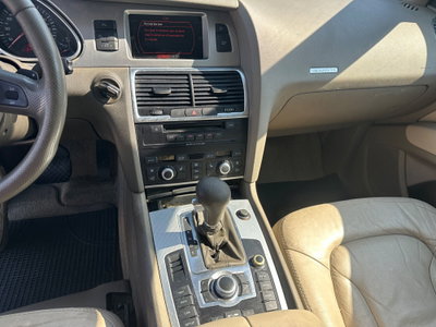 Audi Q7 3.0 V6 TDI 240 CV quattro tiptronic Advanced Plus (12)