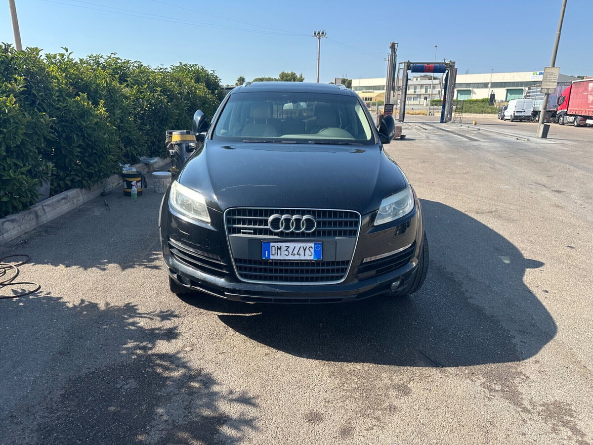 Audi Q7 3.0 V6 TDI 240 CV quattro tiptronic Advanced Plus (3)
