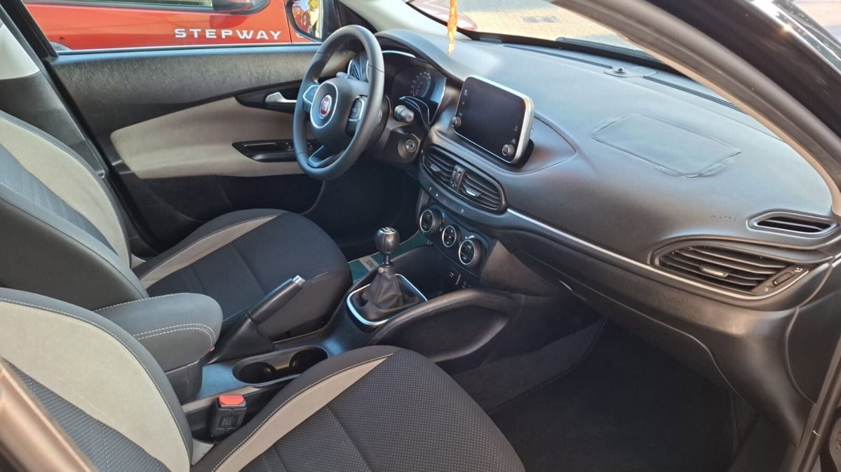 Fiat Tipo Tipo 1.6 Mjt S&S 5 porte Lounge (3)