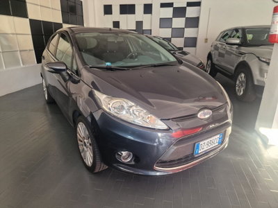 Ford Fiesta 1.4 3 porte Bz.- GPL Titanium usata