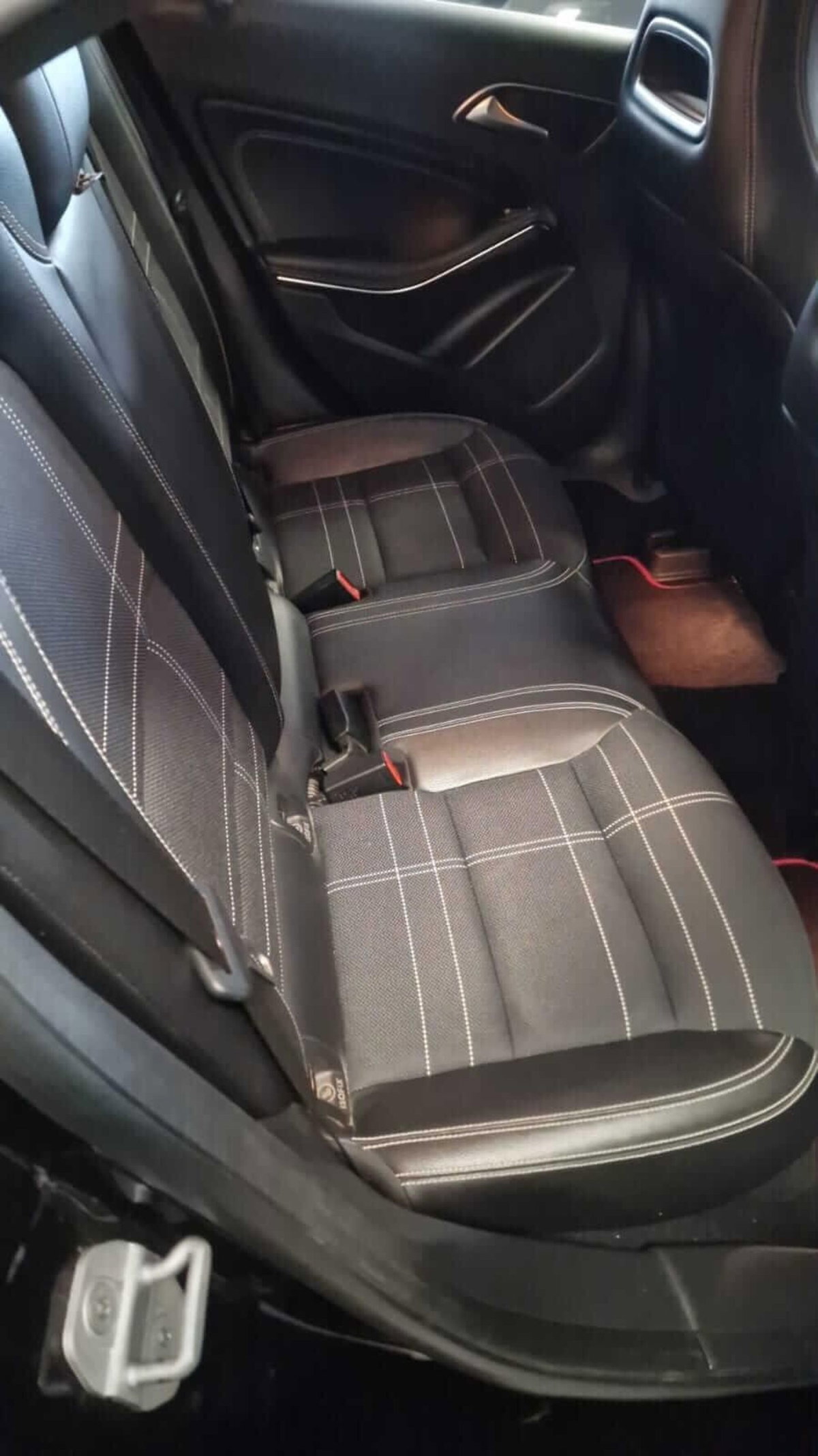 Mercedes-Benz Classe A 180 CDI Premium (6)