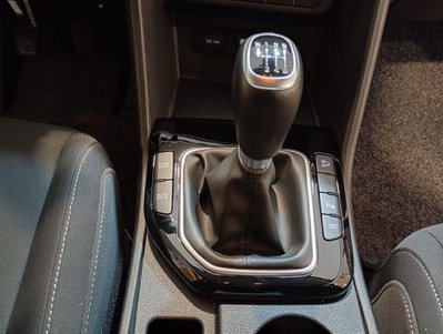Kia Sportage 1.6 CRDi MHEV Business (17)