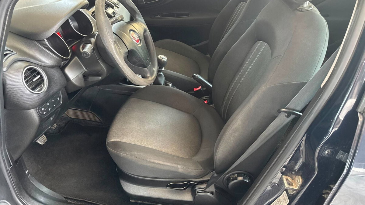 Fiat Punto 1.2 8V 5 porte Lounge (15)