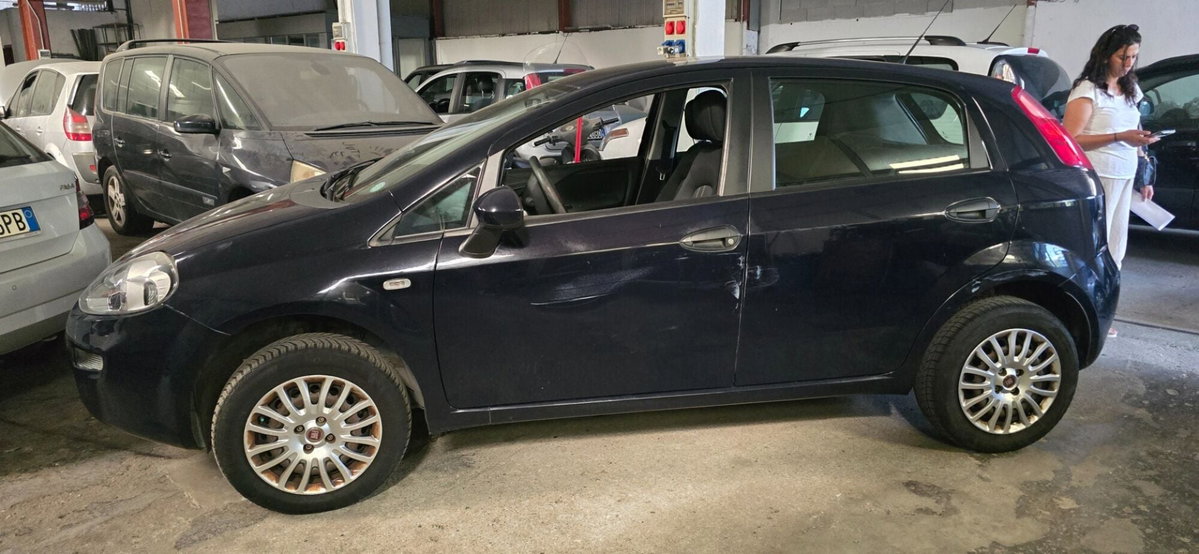 Fiat Punto 1.2 8V 5 porte Lounge (2)