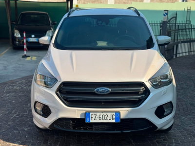 Ford Kuga 2.0 TDCI 150 CV S&S 4WD Powershift ST-Line (2)