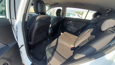 Kia Sportage 1.7 CRDI VGT 2WD Cool (15)