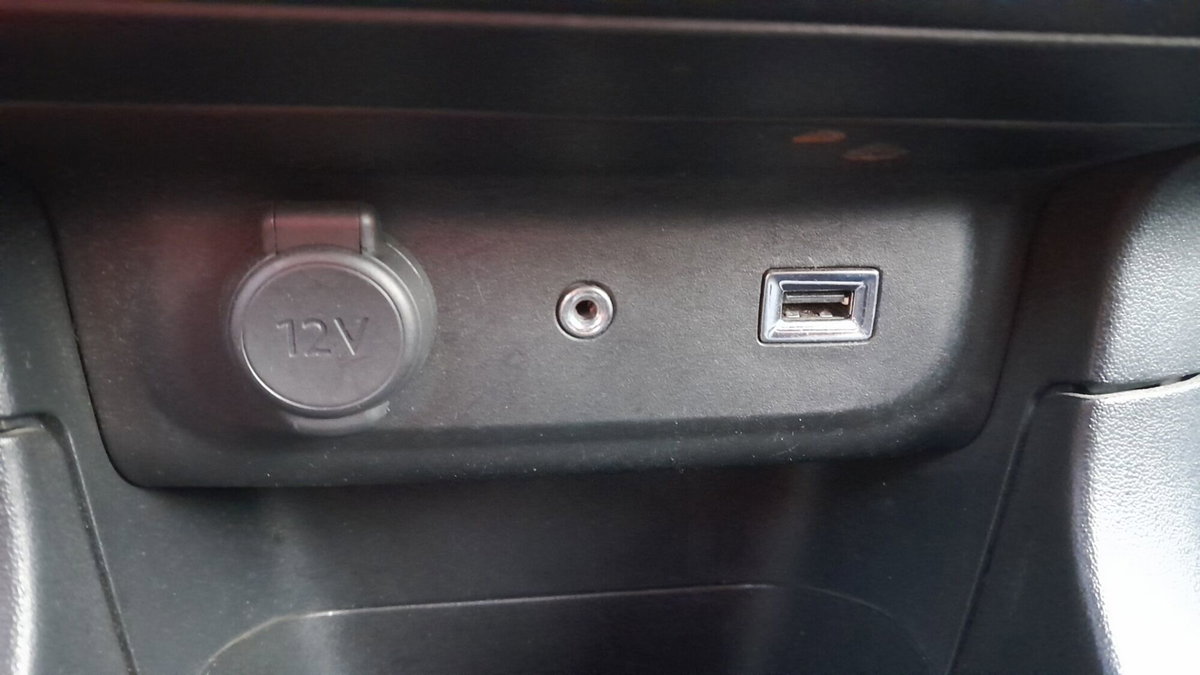 Citroen C3 PureTech 82 Shine (11)