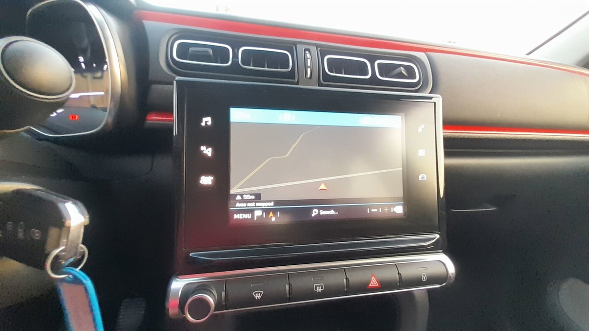 Citroen C3 PureTech 82 Shine (9)