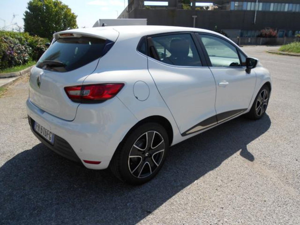 Renault Clio dCi 8V 75CV Start&Stop 5 porte Energy Life (6)